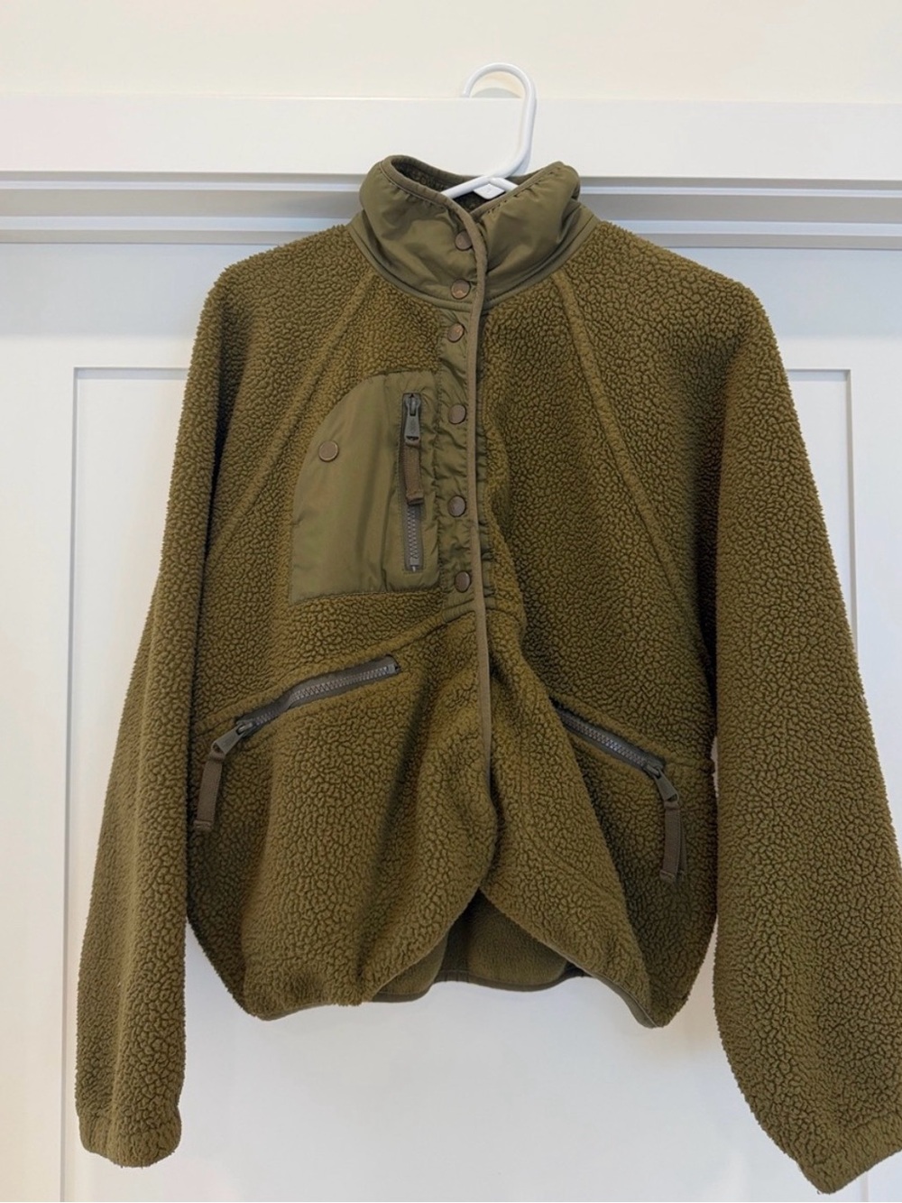 Free People hit the slopes fleece